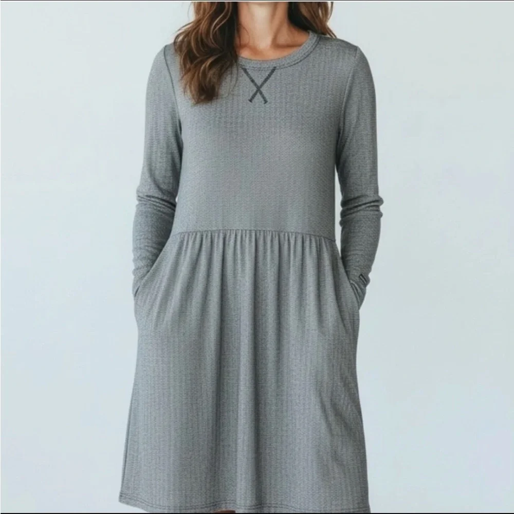 patagonia long sleeve dress Used Worn Wear-W's Long-Sleeved Margot Dress-Tea Flower: Bitter Chocolate-Brown-58870-M Imported. Patagonia Women A-Line Dress Size